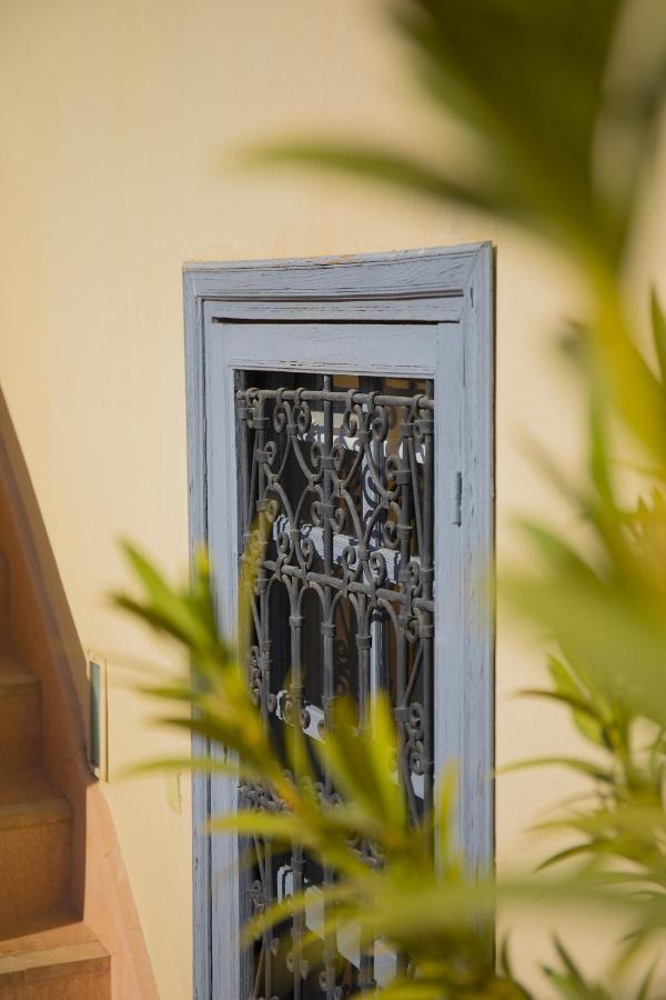 Riad Les Hirondelles Boutique Hotel Marrakesh Bagian luar foto